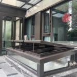 Electric upturned skylight