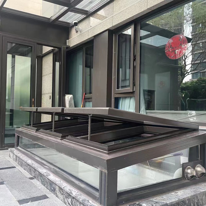 Electric upturned skylight