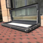 Electric upturned skylight